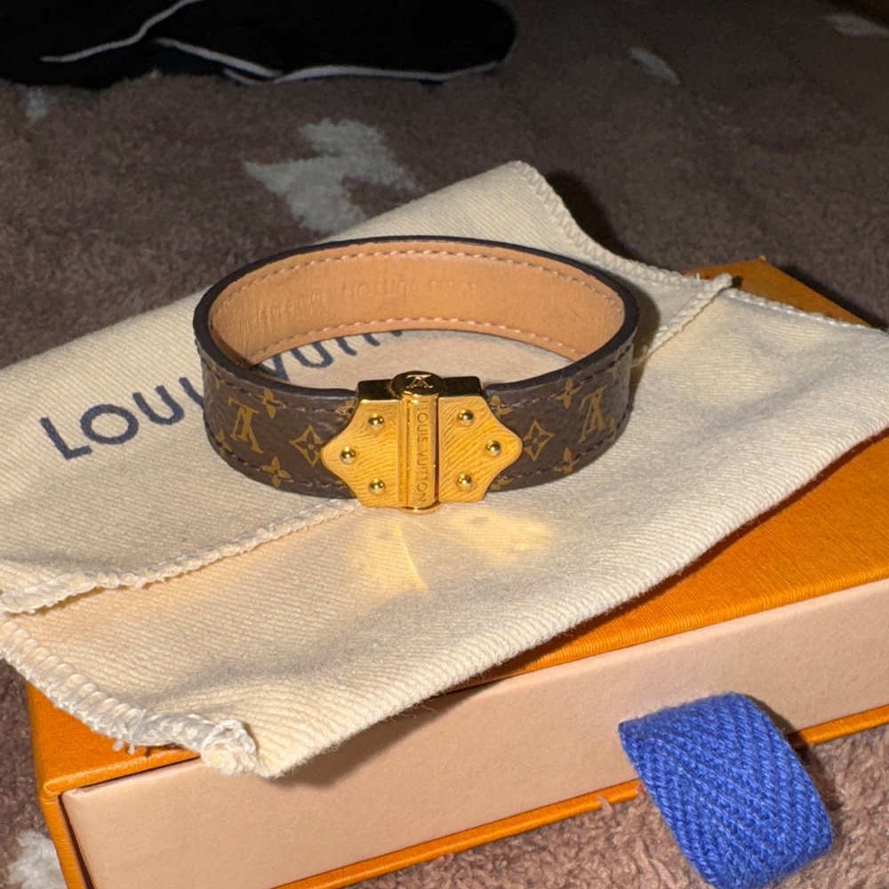 Louis vuitton nano monogram bracelet